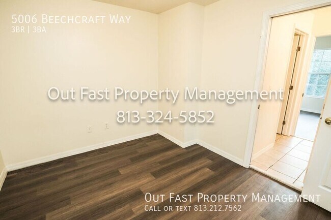 Building Photo - 5006 Beechcraft Way
