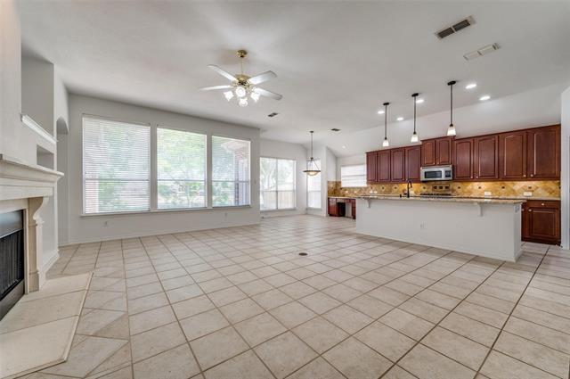 Building Photo - 2513 Royal Troon Dr