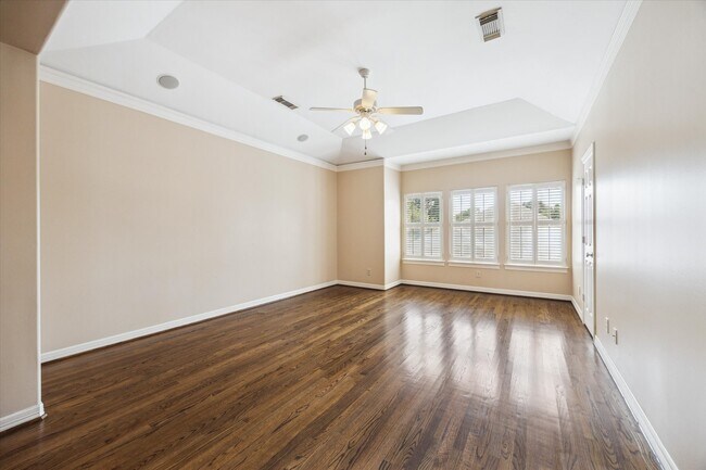 Building Photo - 1321 Whispering Pines Dr