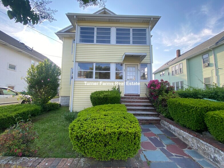 Building Photo - 89 Hillsdale Rd