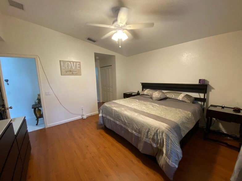 Building Photo - 5308 Moon Shadow Ln