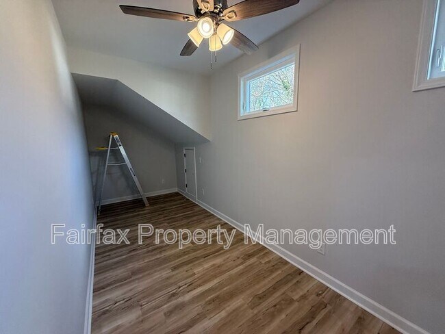 Building Photo - 312 Price Ave