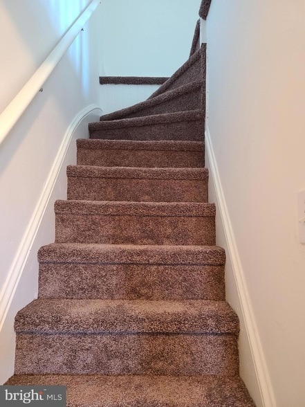 Building Photo - 524 Washington St