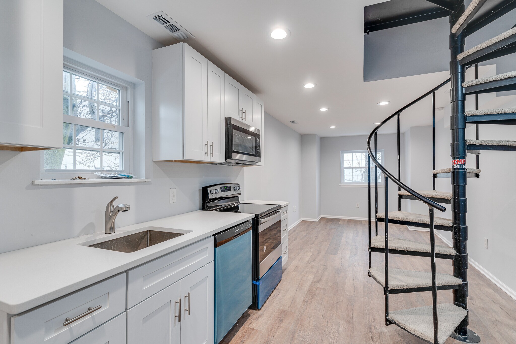 Building Photo - 1713 W Berks St