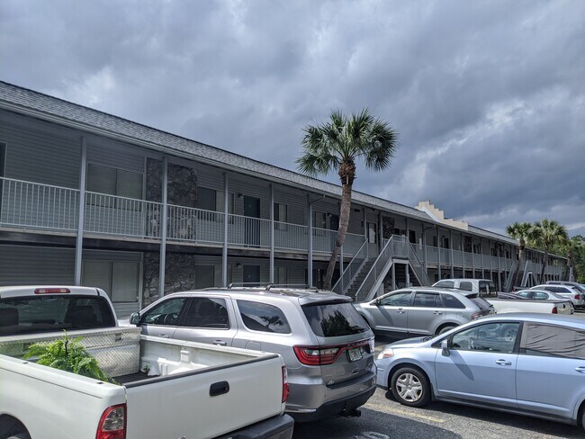 Building Photo - 201 E College Blvd #41