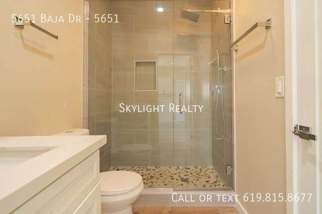 Building Photo - 5651 Baja Dr