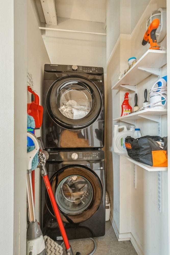 Building Photo - 500 S Clinton St