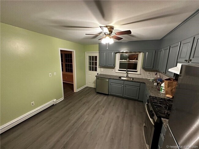 Building Photo - 193 Maple Hill Ave