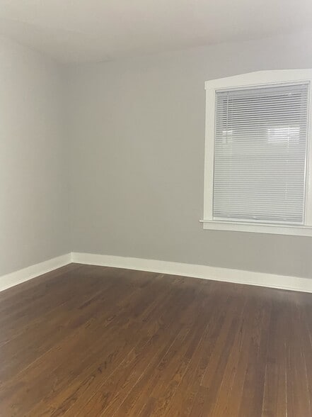 Building Photo - 5301 W Winona St