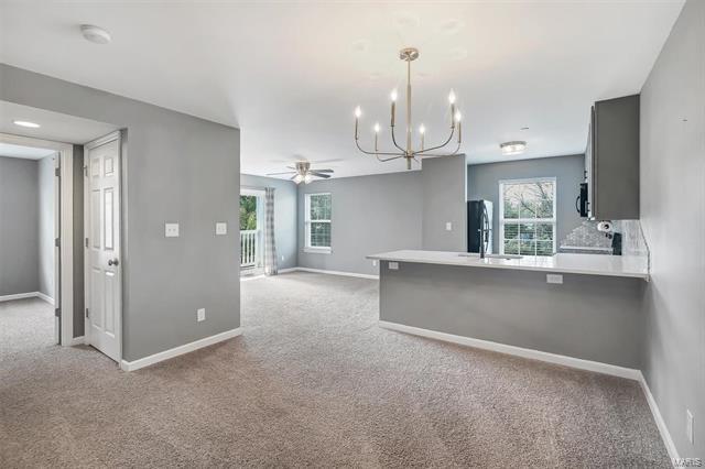 Building Photo - 9733 Crayford Rd