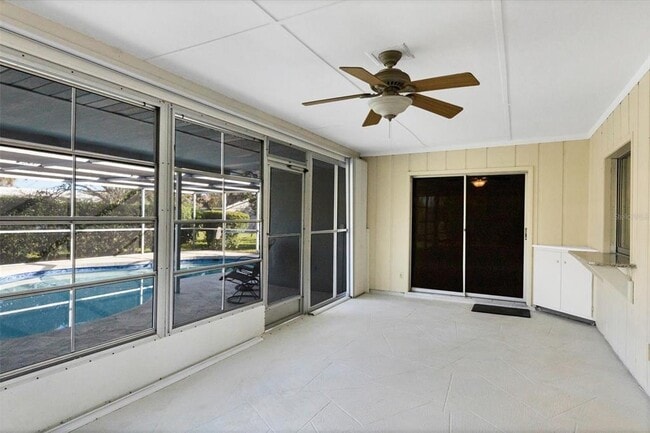 Building Photo - 213 Giotto Dr