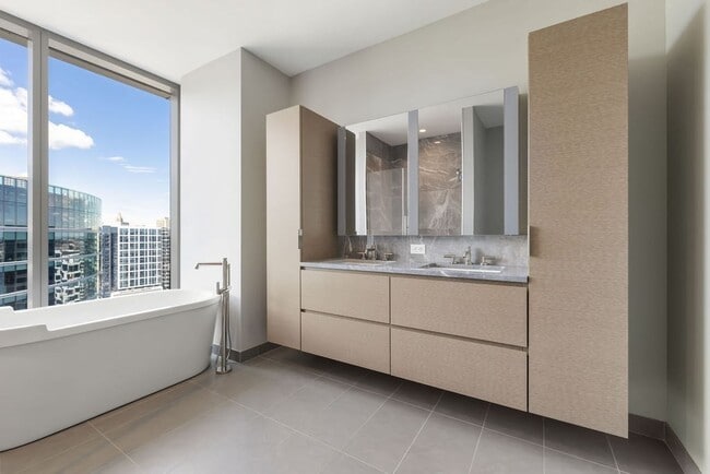 Building Photo - 133 Seaport Blvd