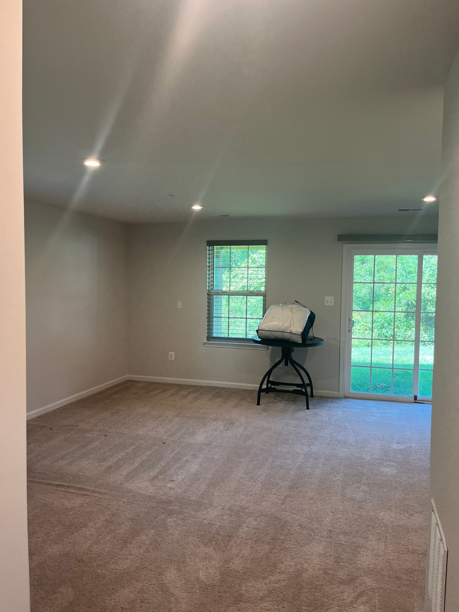 Building Photo - 10 Laurel Gate Ct