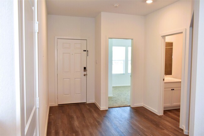 Building Photo - 27307 Azure Fls Dr