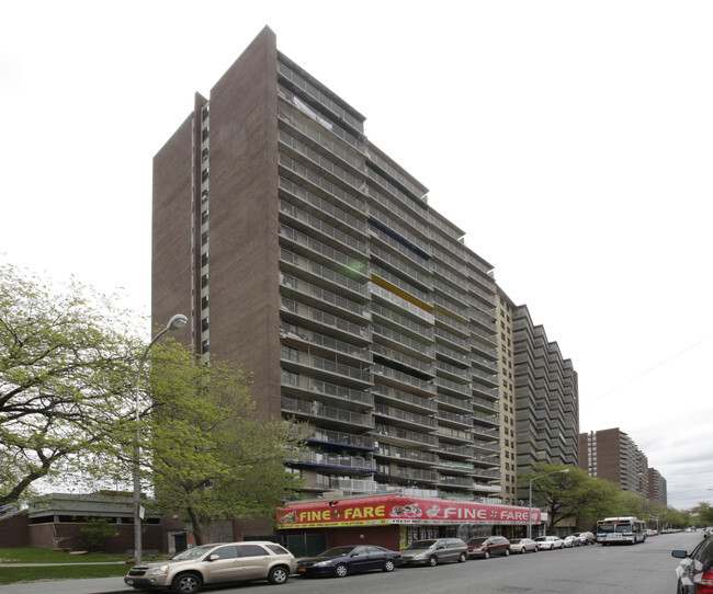 Building Photo - Linden Plaza