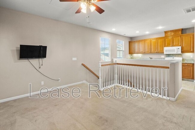 Building Photo - 265 S Sonrisa St