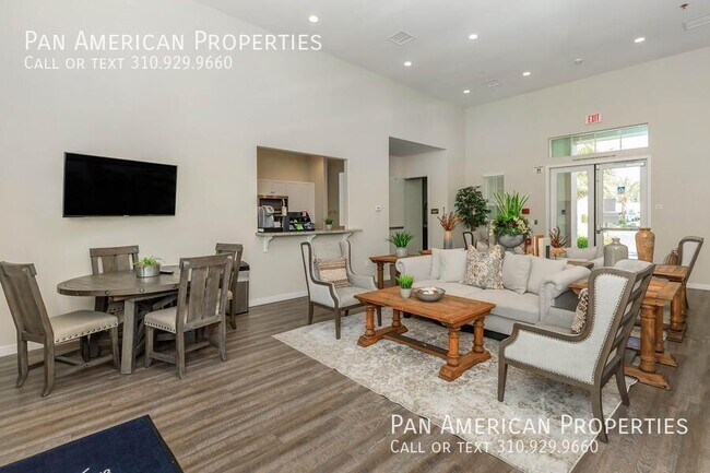 Building Photo - 840 S Magnolia Ave