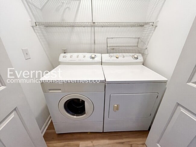 Building Photo - 4225 Horseshoe Bend Trail