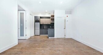 Building Photo - 294 Powers St