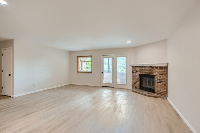 Spacious Living & Dining Rooms - 697 Canyon Dr
