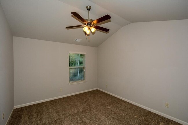 Building Photo - 617 Mimosa Way