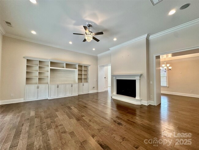 Building Photo - 929 Terramore Ln