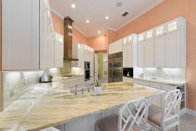 Building Photo - 14284 Stroller Way