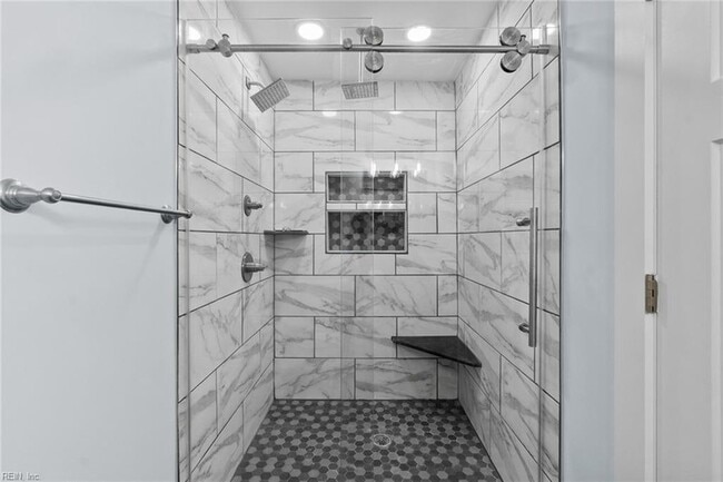 Building Photo - 8229 Gygax Rd