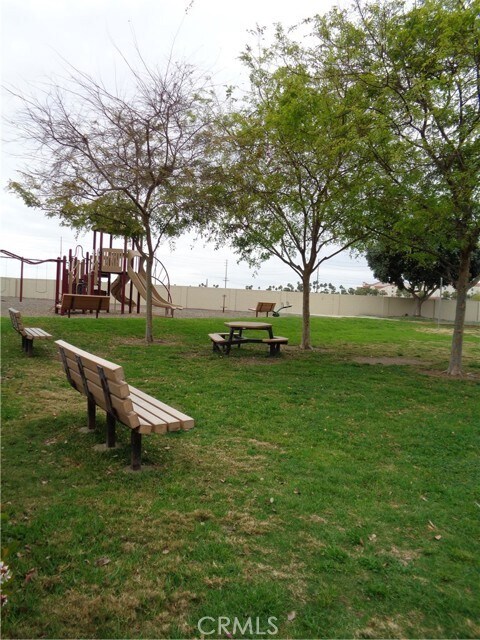 Building Photo - 8131 Foxhall Dr