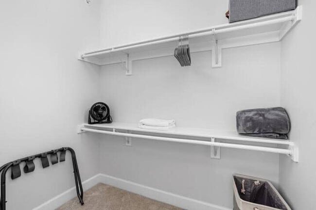 Building Photo - 5858 N College Ave