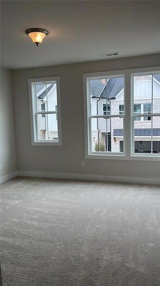 Building Photo - 1255 Winterhaven Dr