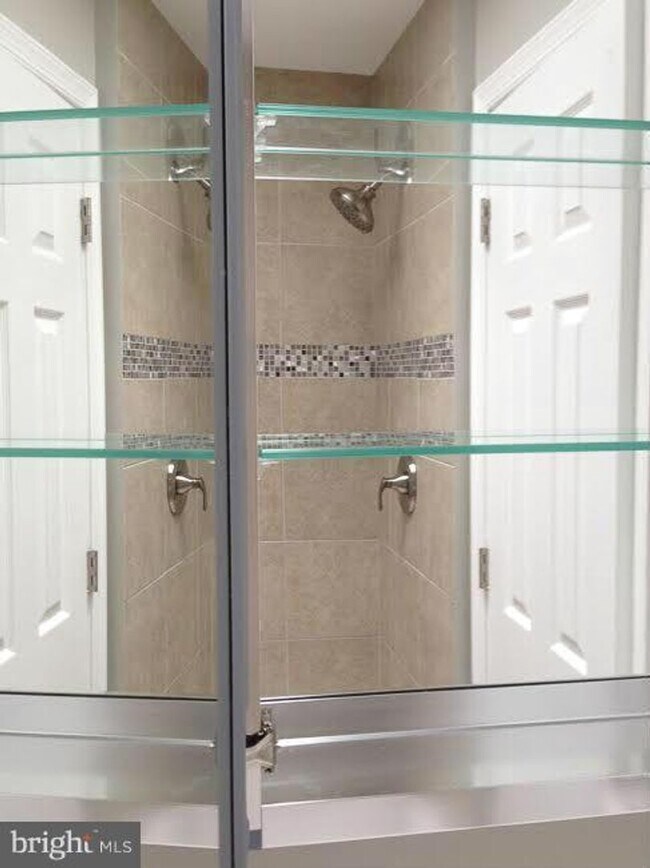 Building Photo - Gwynn Falls Beautiful 3 Bedroom With Finished Basement for RENT