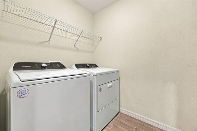 Building Photo - 5166 SW 48th Ln