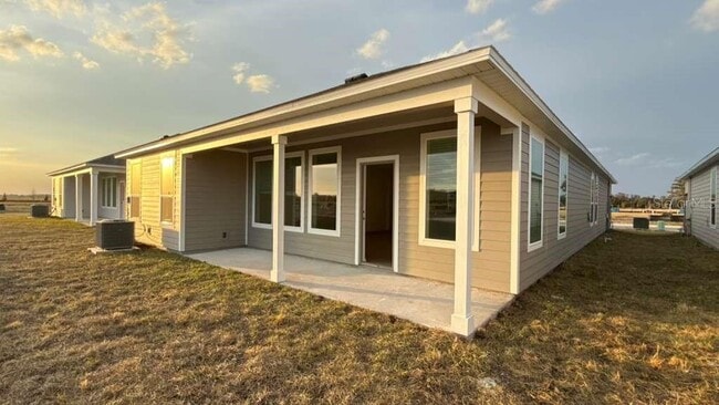 Building Photo - 5147 Natalia Dr