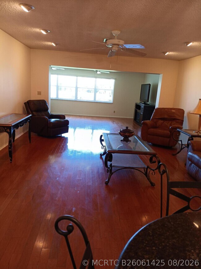Building Photo - 5730 Fernley Dr E
