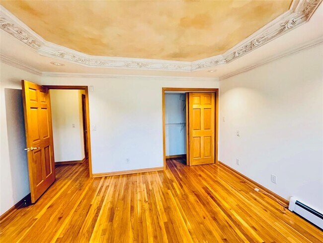 Building Photo - 24 Gaymor Ln