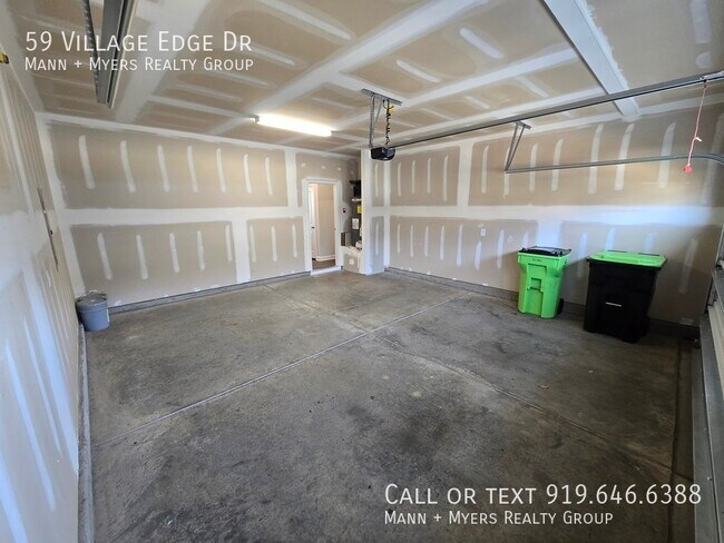 Building Photo - 59 Village Edge Dr