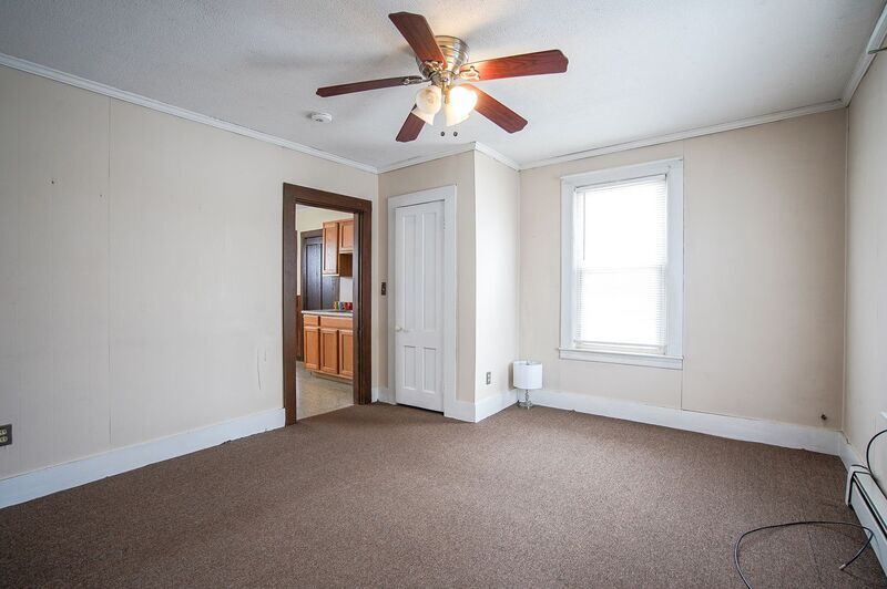 Building Photo - 13 1/2 Weston St