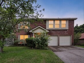 Building Photo - 1111 Brewer Dr