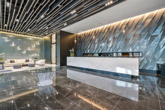 Building Photo - 851 NE 1st Ave