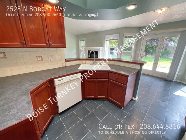Building Photo - 2528 N Bobcat Way