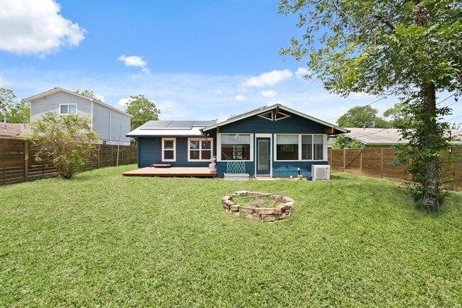 Building Photo - 8507 Spearman Dr