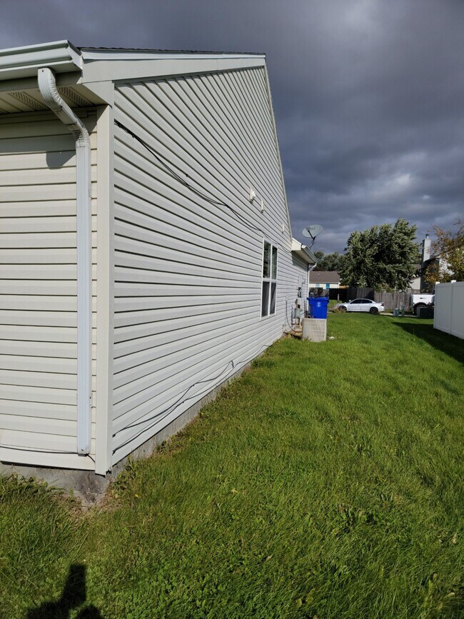 Building Photo - 1607 Tooley Ct