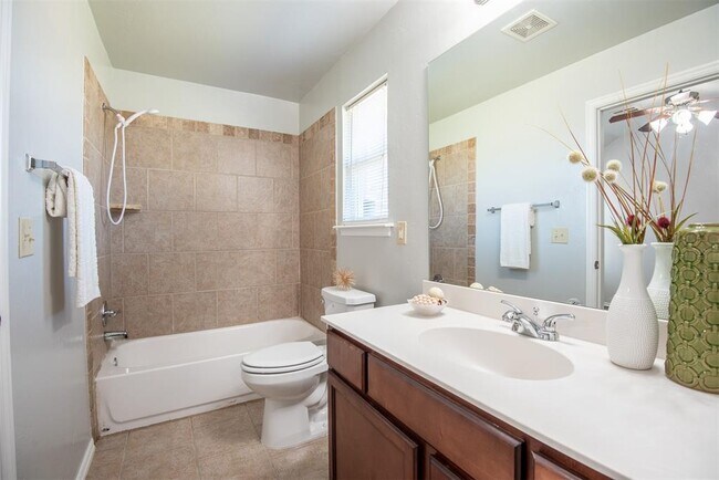 Building Photo - 8109 Frye Ln