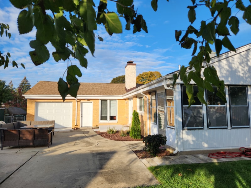 Building Photo - 5015 N Oketo Ave