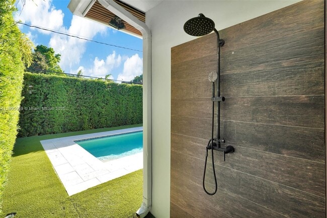 Building Photo - 397 Harbor Ct