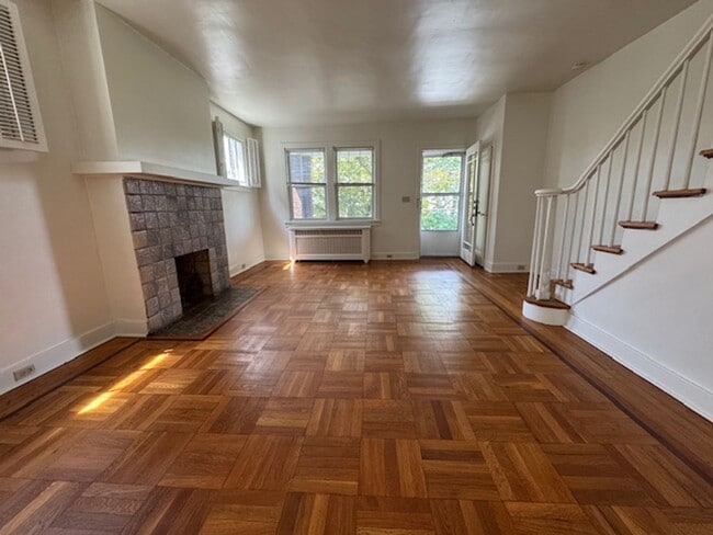 Building Photo - Available August 1, 2026; Lease will end J...