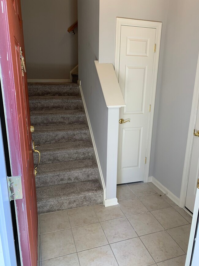 Building Photo - 113 Conover Terrace