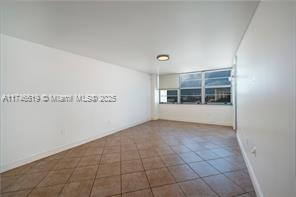 Building Photo - 18011 Biscayne Blvd