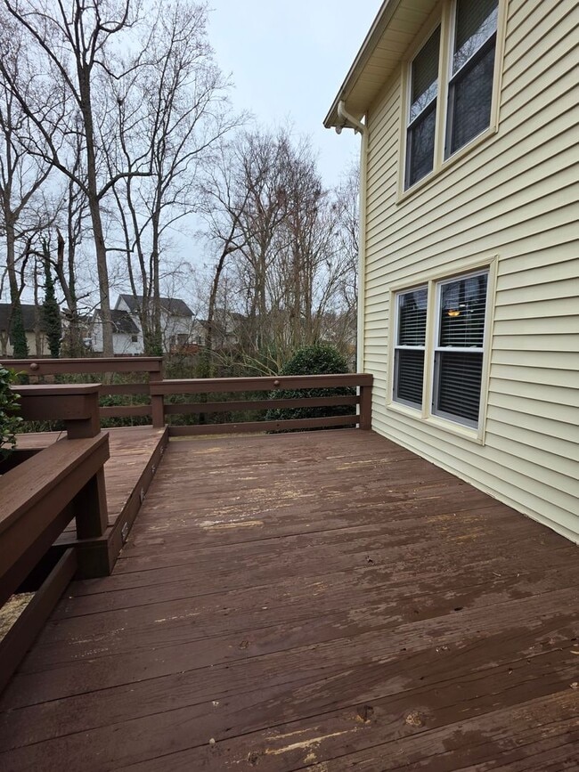 Building Photo - Gorgeous Home in Great Neighborhood